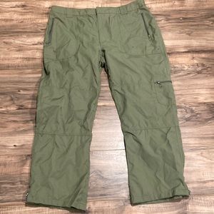 Chicos lightweight capris Chicos size 3